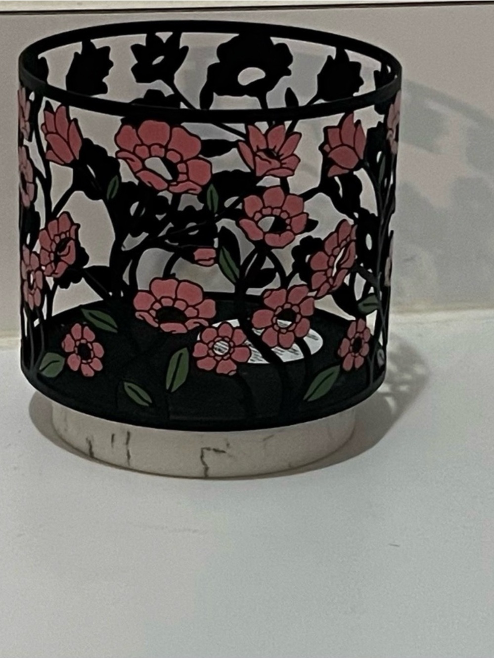 Decorative Black Floral Metal Candle Holder with Pink Flowers
